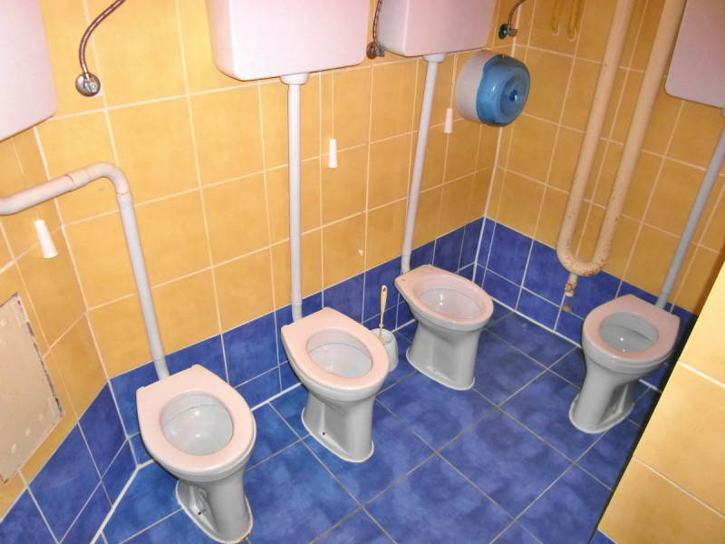 MŠ Hvězdička Malé Březno - WC v přízemí 